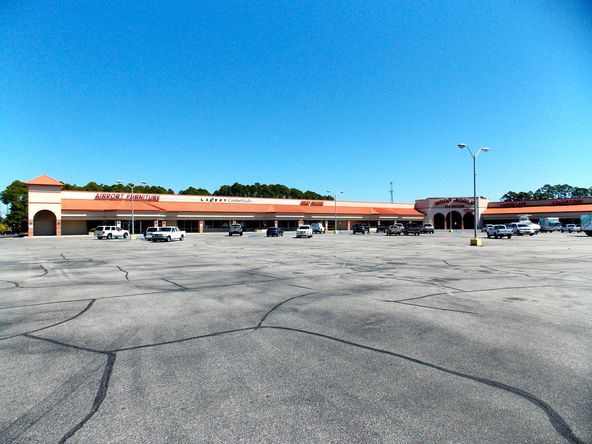 Panama Plaza: 1350 W 15th St, Panama City, FL 32401